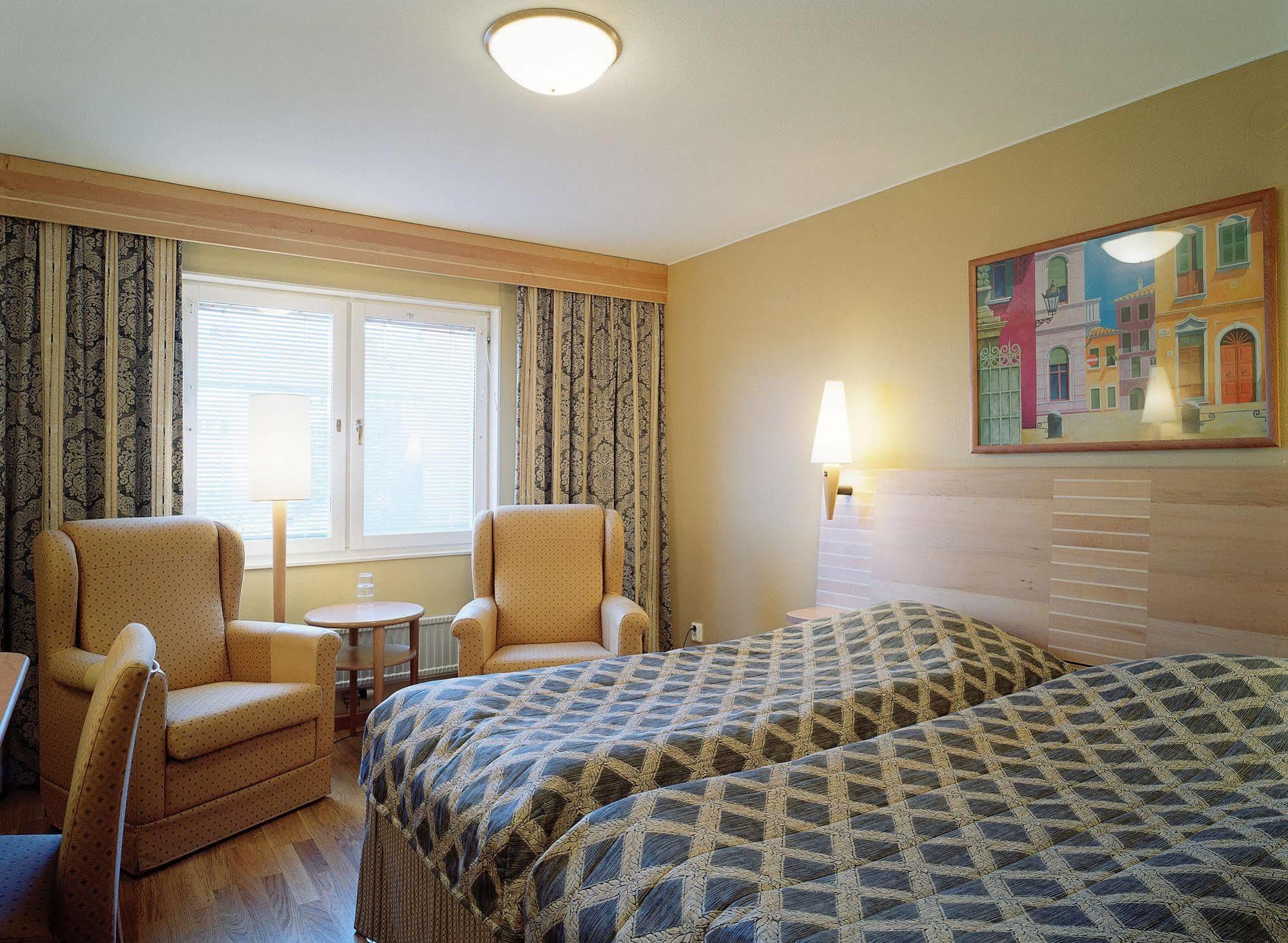Scandic Grand Hotel Όρεμπρο Δωμάτιο φωτογραφία